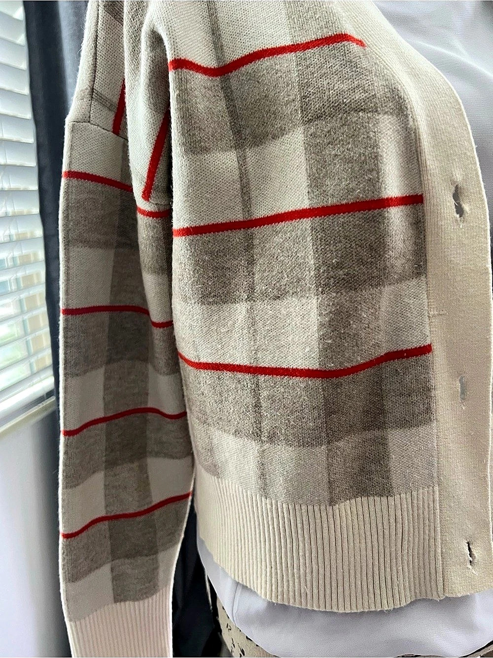 Cyrus Plaid Cardigan in Cream & Red Size Medium - Picture 6 of 8